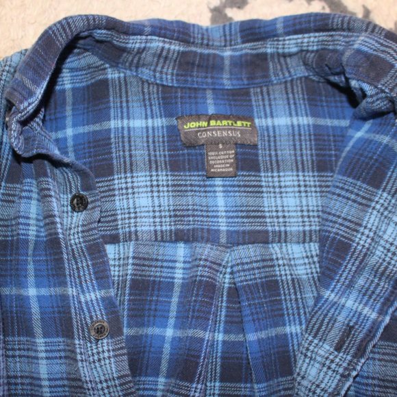 John Bartlett Flannel Shirt - Picture 2 of 4